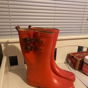 Pink chooka rain boots